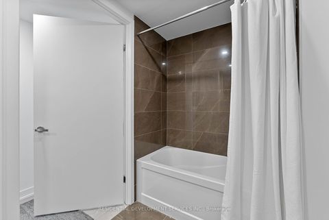 Photo 22 at 1007 - 88 Queen Street, Yonge Corridor, Toronto