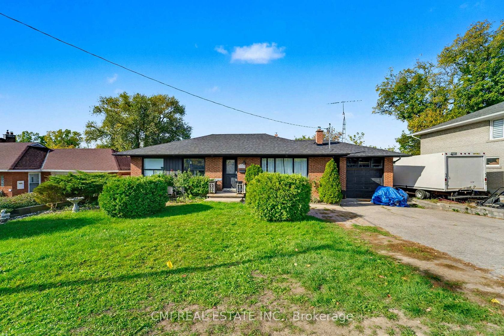 2610 Islington Avenue, Beaumonde Heights, Toronto photo number 2