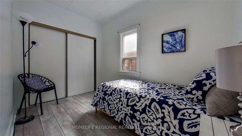 Photo 3 at 22 Criscoe Street, Smythe, Toronto