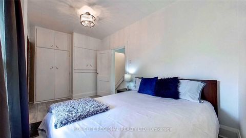 Photo 11 at 22 Criscoe Street, Smythe, Toronto