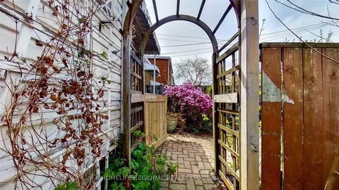 Photo 36 at 22 Criscoe Street, Smythe, Toronto