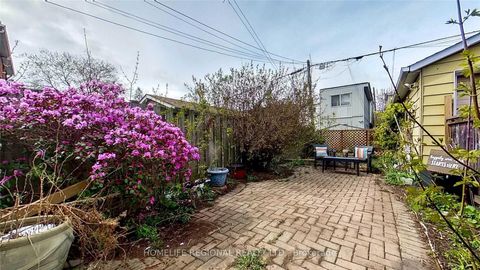 Photo 37 at 22 Criscoe Street, Smythe, Toronto