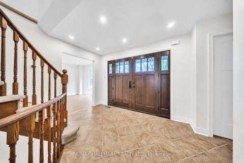 Photo 4 at 29 Petch Crescent, Aurora Highlands, Aurora