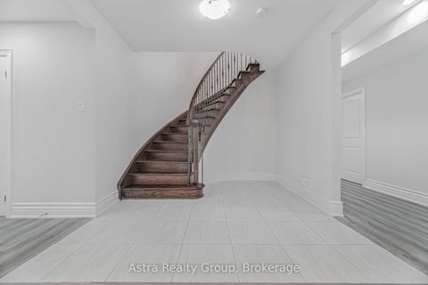 Photo 31 at 75 Virtue Crescent, Vellore Village, Vaughan