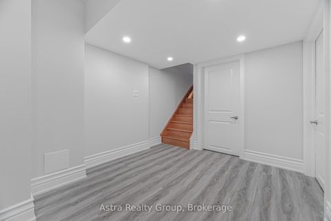 Photo 36 at 75 Virtue Crescent, Vellore Village, Vaughan