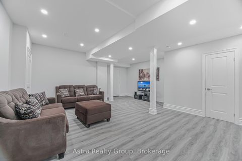 Photo 37 at 75 Virtue Crescent, Vellore Village, Vaughan