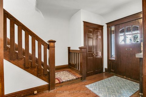 Photo 3 at 4 Biggar Avenue, Wychwood, Toronto