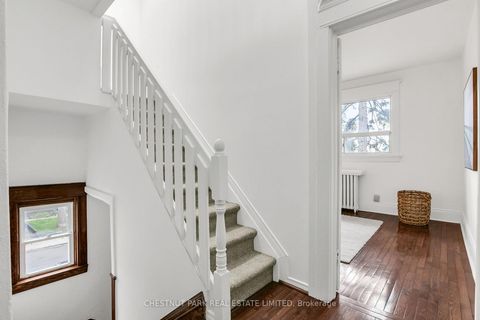 Photo 18 at 4 Biggar Avenue, Wychwood, Toronto