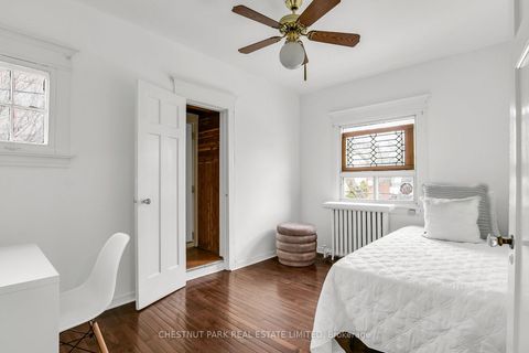 Photo 22 at 4 Biggar Avenue, Wychwood, Toronto