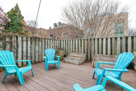 Photo 32 at 4 Biggar Avenue, Wychwood, Toronto