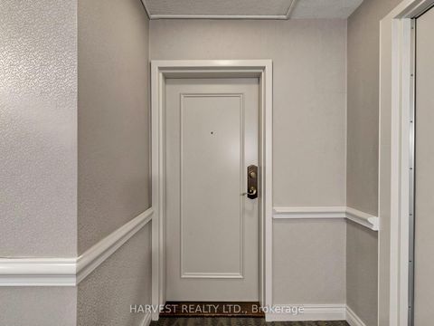 Photo 2 at 305 - 30 Thunder Grove, Agincourt North, Toronto
