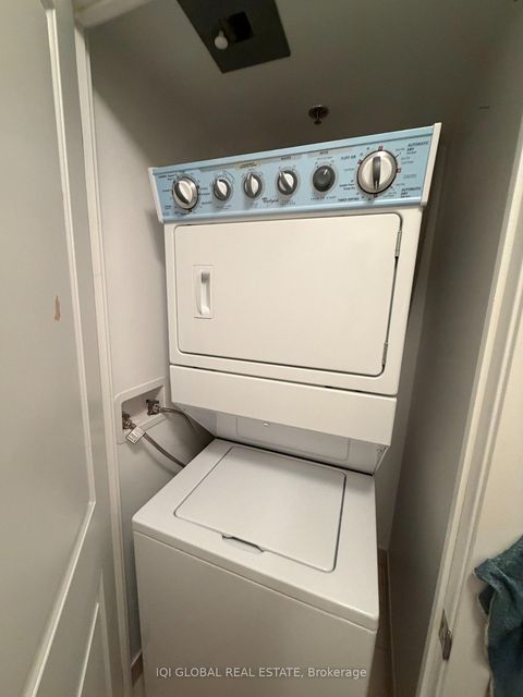 Photo 3 at 310 - 185 Bonis Avenue S, Sullivan, Toronto