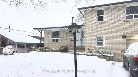 Photo 3 at 81 Amberjack Boulevard, Woburn, Toronto
