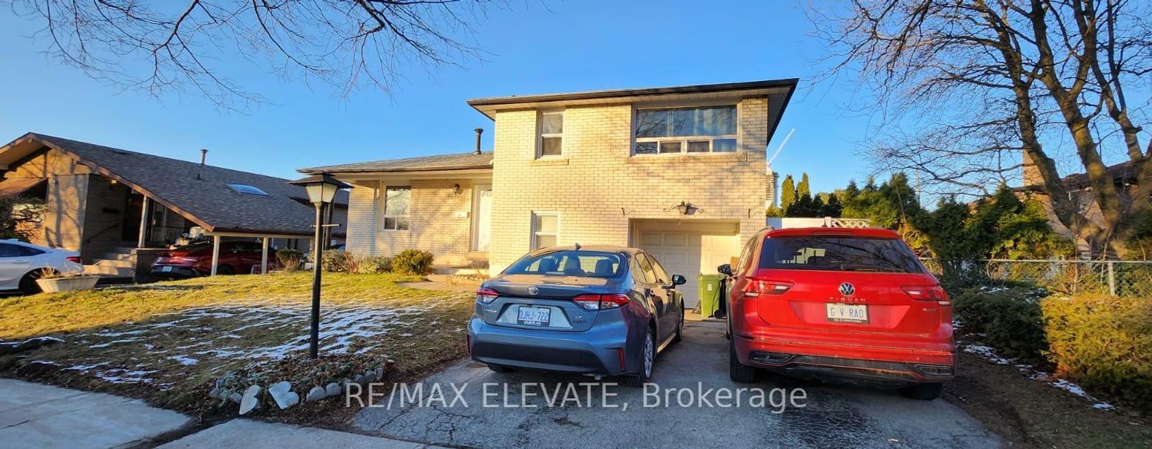 81 Amberjack Boulevard, Woburn, Toronto 