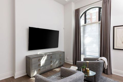 Photo 15 at TH 2 - 4 The Kingsway, Kingsway South, Toronto
