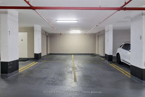 Photo 39 at TH 2 - 4 The Kingsway, Kingsway South, Toronto
