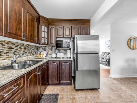 Photo 11 at 155 - 25 Collinsgrove Road, West Hill, Toronto