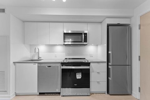 Photo 4 at 130 - 500 Wilson Avenue, Clanton Park, Toronto