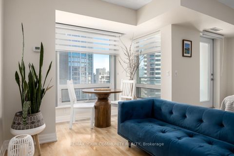 Photo 11 at 1108 - 8 Scollard Street, Annex, Toronto