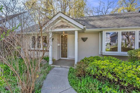 Photo 1 at 29 Robin Hood Road, Humber Valley, Toronto