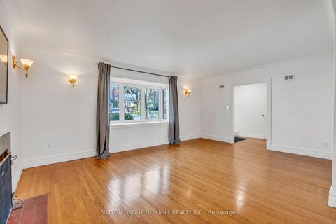 Photo 4 at 29 Robin Hood Road, Humber Valley, Toronto