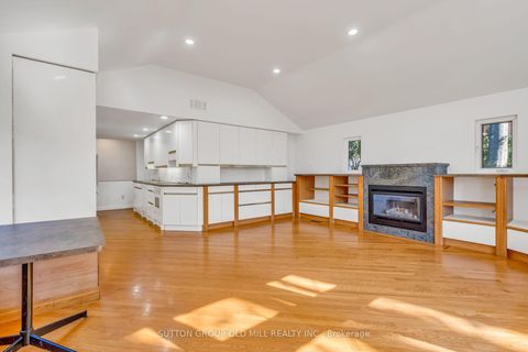 Photo 13 at 29 Robin Hood Road, Humber Valley, Toronto