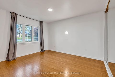 Photo 14 at 29 Robin Hood Road, Humber Valley, Toronto