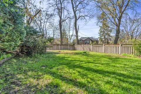 Photo 30 at 29 Robin Hood Road, Humber Valley, Toronto