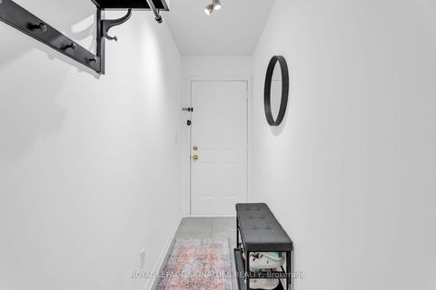 Photo 3 at 278 - 3 Everson Drive, Willowdale East, Toronto