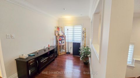 Photo 24 at 114 Chatfield Drive, West Woodbridge, Vaughan