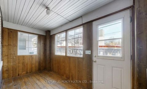 Photo 1 at 366 Coxwell Avenue, Coxwell, Toronto