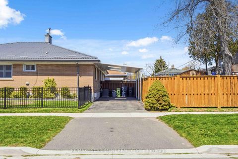 Photo 2 at 1 Birkdale Road, Bendale, Toronto