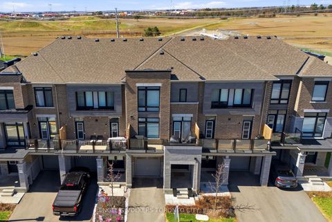 Photo 1 at 43 Holyrood Crescent, Kleinburg, Vaughan