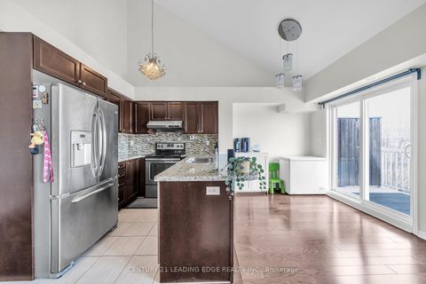 Photo 6 at 53 - 653A Warden Avenue, Birchmount, Toronto