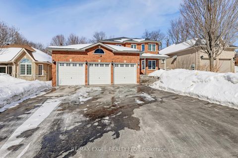 Photo 2 at 96 Ferncroft Drive, Keswick North, Georgina