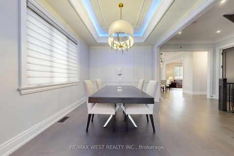 Photo 6 at 222 Connaught Avenue, Newtonbrook West, Toronto
