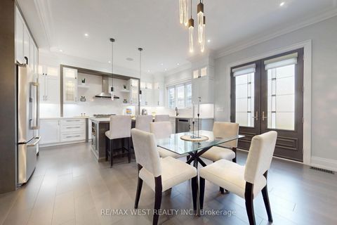 Photo 12 at 222 Connaught Avenue, Newtonbrook West, Toronto