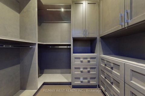 Photo 23 at 222 Connaught Avenue, Newtonbrook West, Toronto