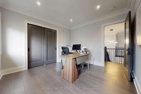 Photo 26 at 222 Connaught Avenue, Newtonbrook West, Toronto