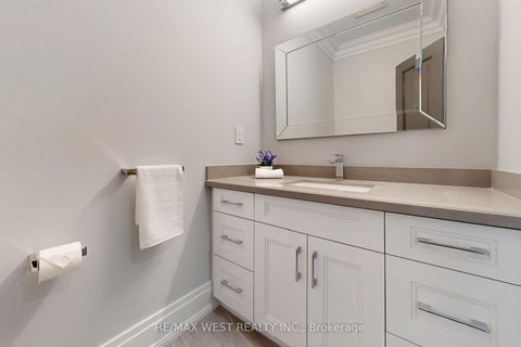 Photo 32 at 222 Connaught Avenue, Newtonbrook West, Toronto