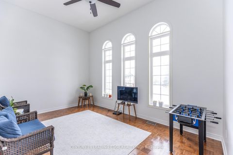 Photo 26 at 20 Bucksaw Drive, Vellore Village, Vaughan