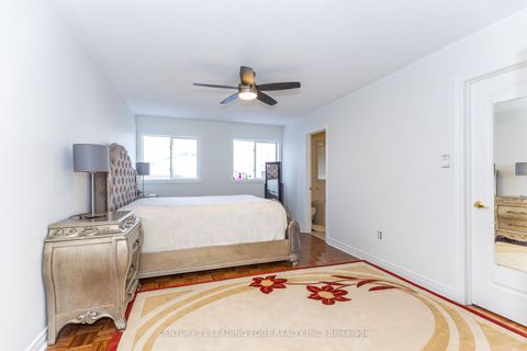 Photo 33 at 20 Bucksaw Drive, Vellore Village, Vaughan
