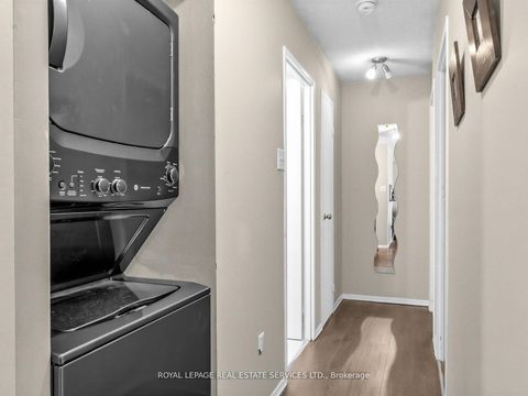 Photo 10 at 310 - 117 Gerrard Street E, Yonge Corridor, Toronto