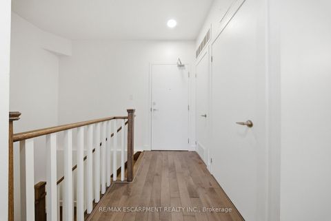 Photo 16 at TH1 - 127 Queen Street E, Yonge Corridor, Toronto