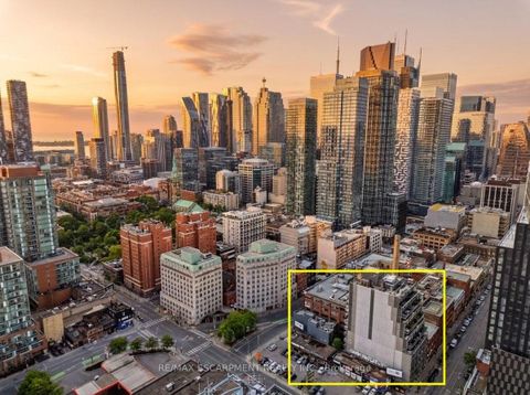 Photo 30 at TH1 - 127 Queen Street E, Yonge Corridor, Toronto