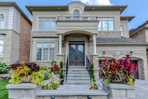 Photo 3 at 107 Headwind Boulevard, Vellore Village, Vaughan