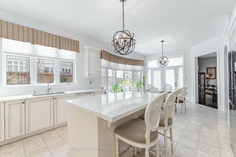 Photo 20 at 107 Headwind Boulevard, Vellore Village, Vaughan