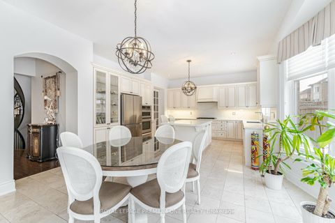 Photo 23 at 107 Headwind Boulevard, Vellore Village, Vaughan