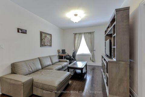 Photo 28 at 107 Headwind Boulevard, Vellore Village, Vaughan