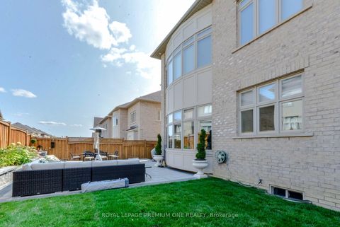 Photo 49 at 107 Headwind Boulevard, Vellore Village, Vaughan